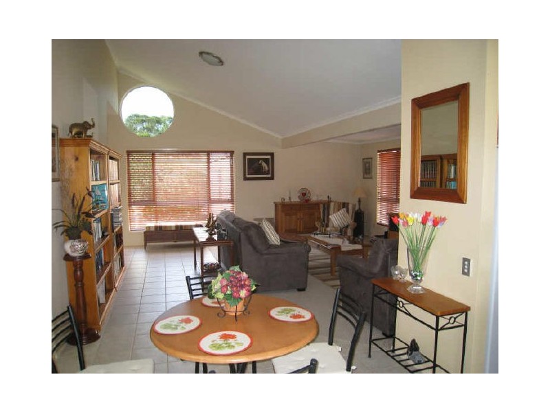 11 Riverlea Waters Drive, Nerang QLD 4211