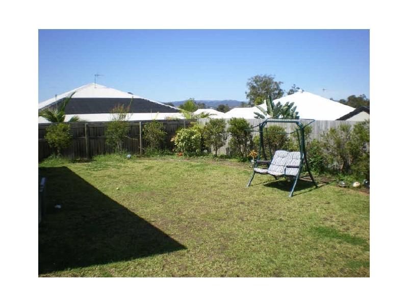 25 Highcrest Circuit, Molendinar QLD 4214