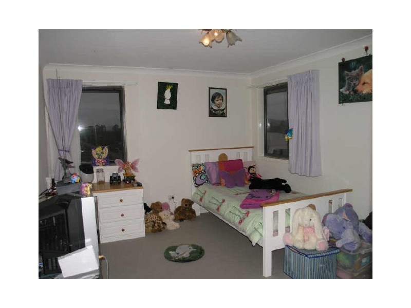 25 Highcrest Circuit, Molendinar QLD 4214