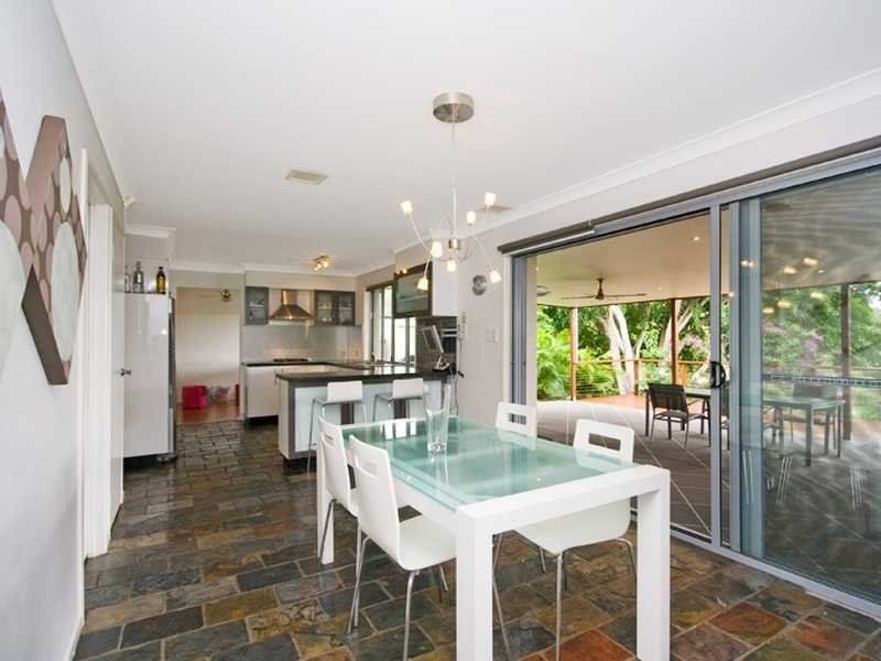 37 Kincaid Drive, Highland Park QLD 4211