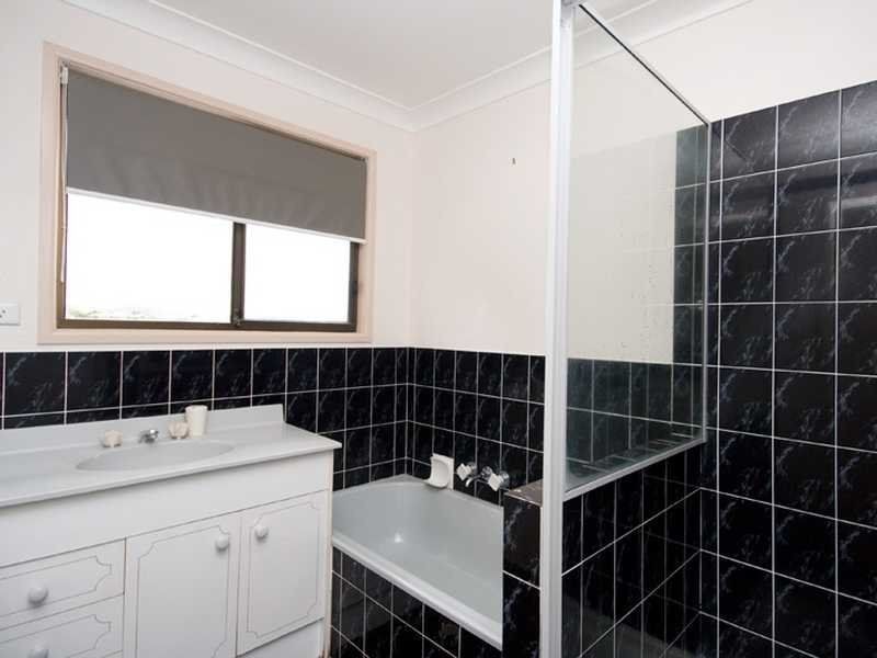 37 Kincaid Drive, Highland Park QLD 4211