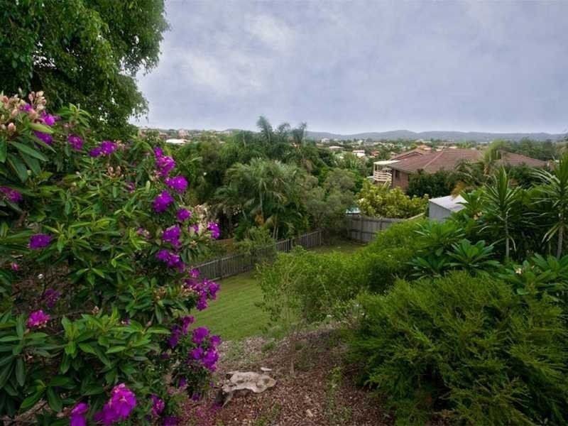 37 Kincaid Drive, Highland Park QLD 4211