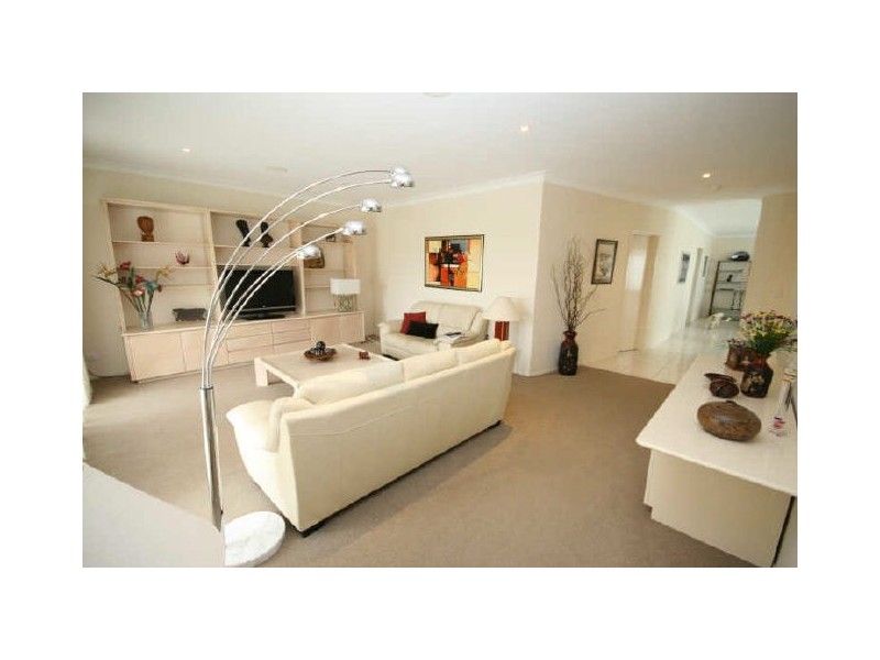 17 Nikau Crescent, Nerang QLD 4211