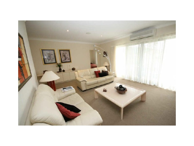 17 Nikau Crescent, Nerang QLD 4211