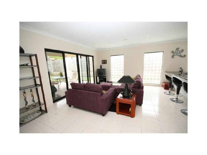 17 Nikau Crescent, Nerang QLD 4211