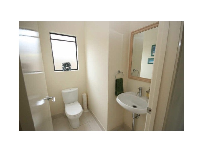 17 Nikau Crescent, Nerang QLD 4211