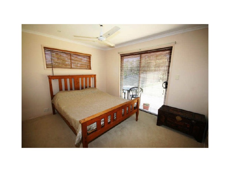 4 Essex Court, Nerang QLD 4211
