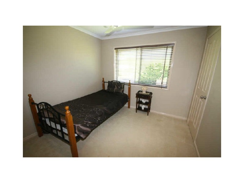 4 Essex Court, Nerang QLD 4211