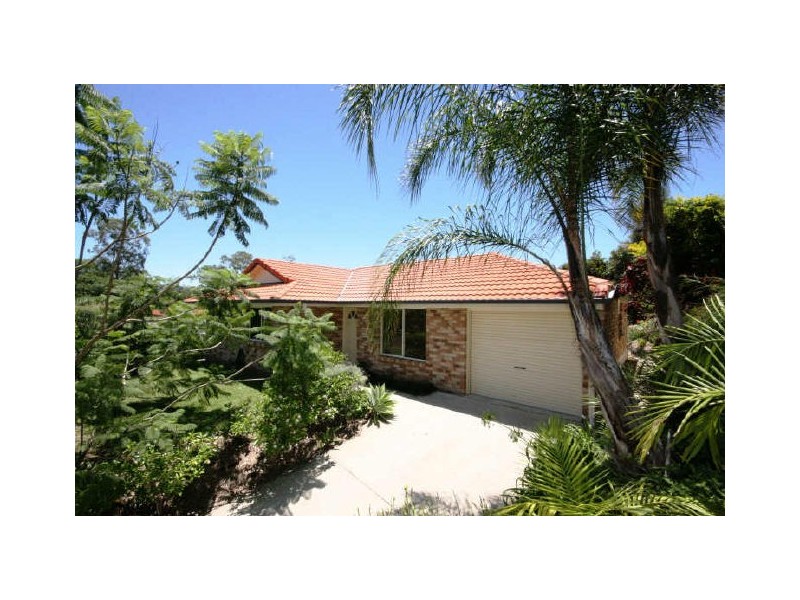 4 Essex Court, Nerang QLD 4211