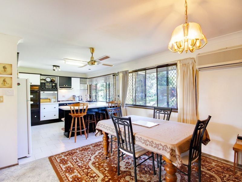 167 Alexander Drive, Highland Park QLD 4211