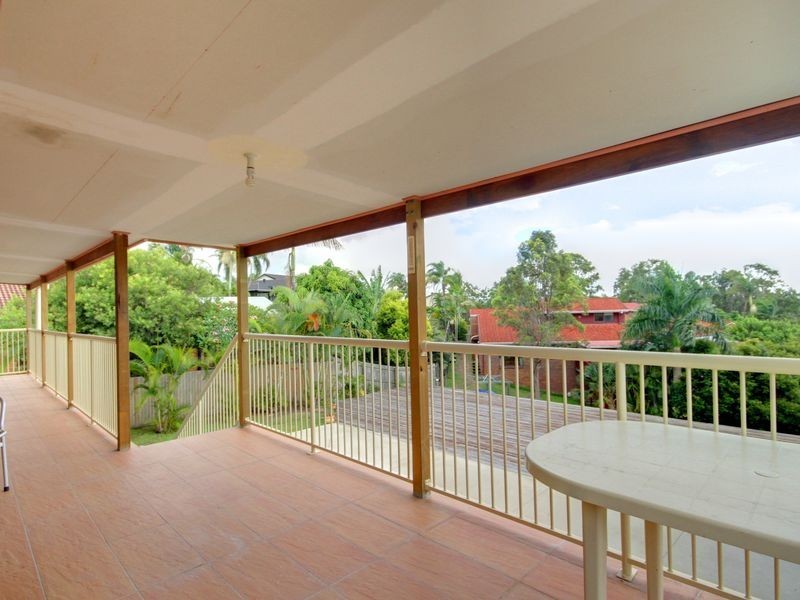 167 Alexander Drive, Highland Park QLD 4211
