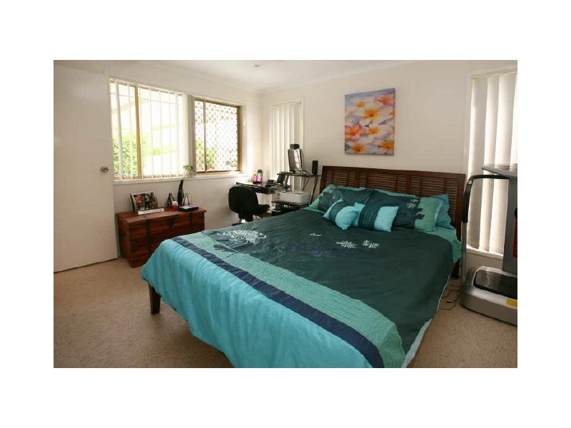 37 Quigan Terrace, Highland Park QLD 4211