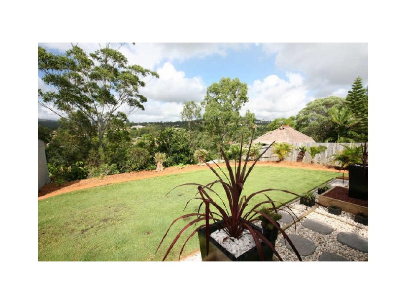 37 Quigan Terrace, Highland Park QLD 4211