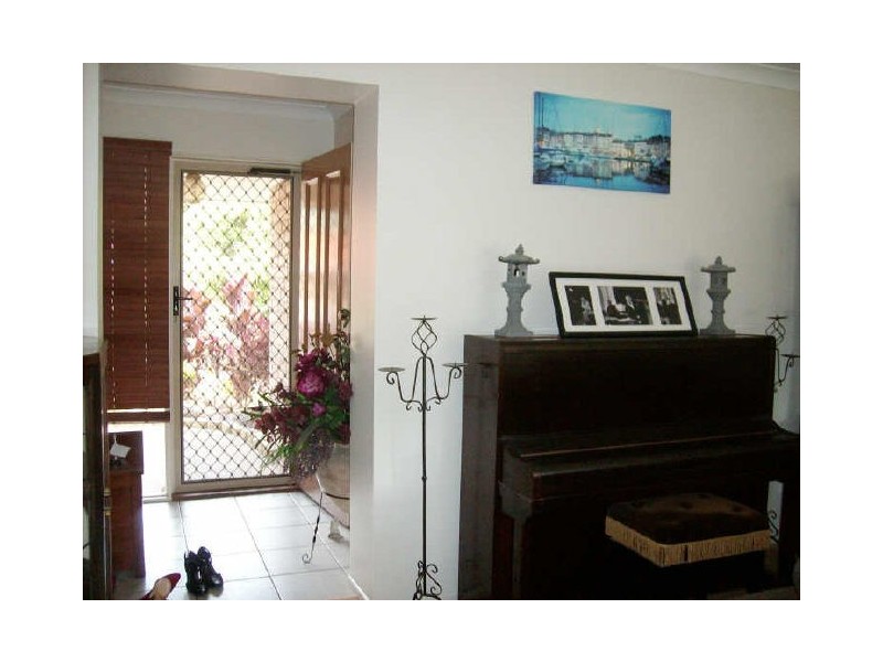 3 Honeydew Way, Nerang QLD 4211