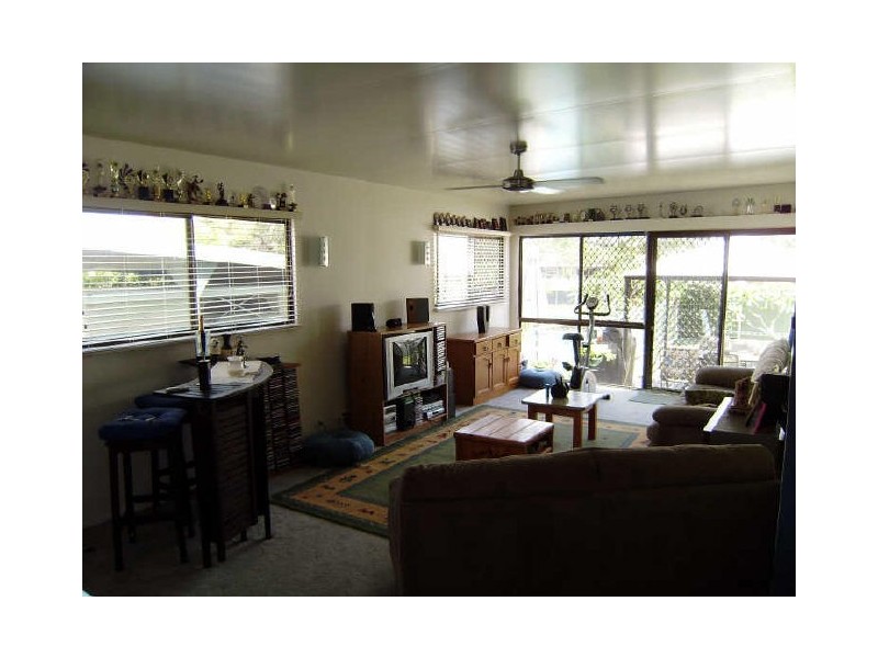 26 Lytham Court, Highland Park QLD 4211