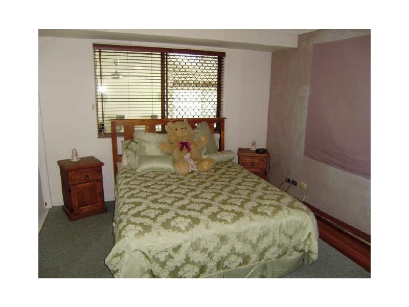 26 Lytham Court, Highland Park QLD 4211