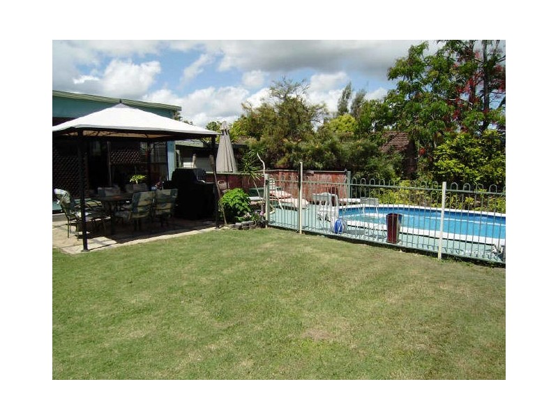 26 Lytham Court, Highland Park QLD 4211