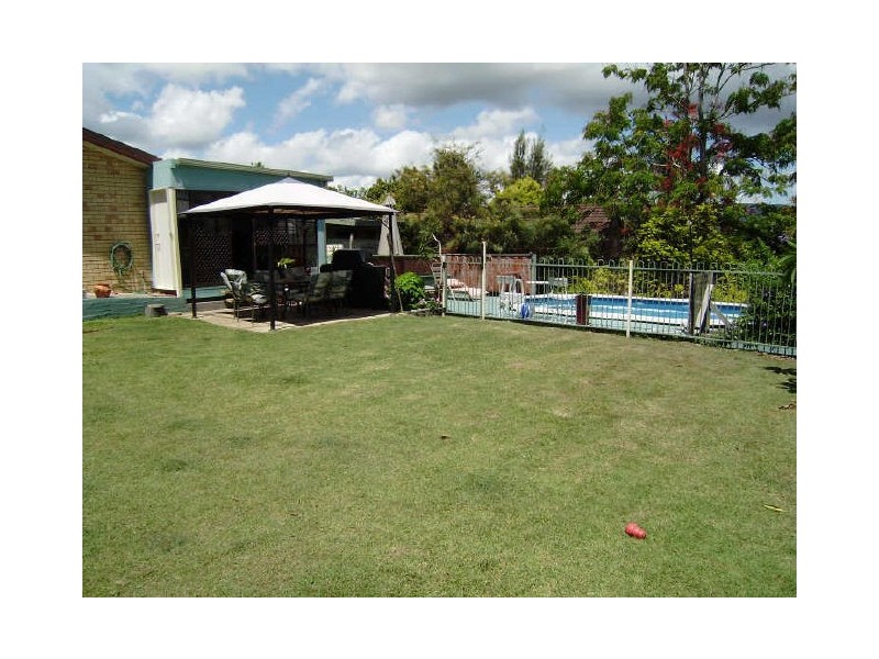 26 Lytham Court, Highland Park QLD 4211