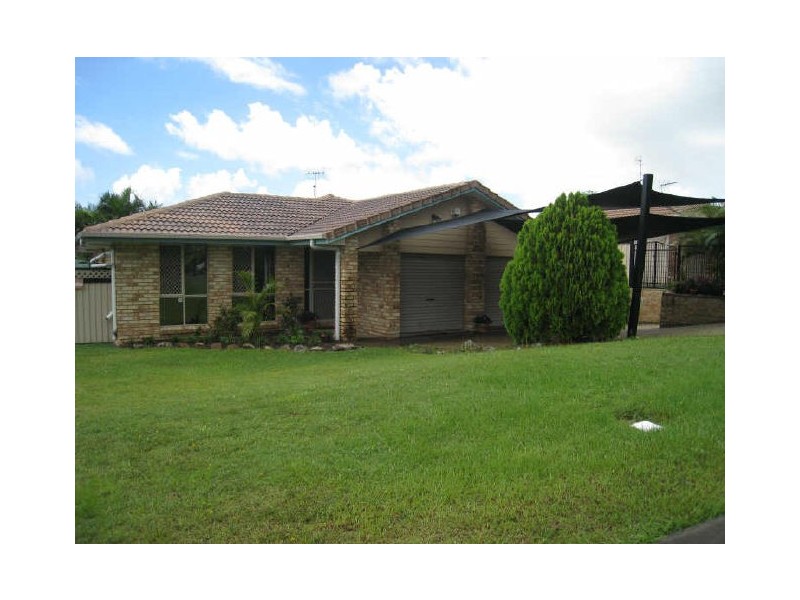 8 Aurora Crescent, Worongary QLD 4213