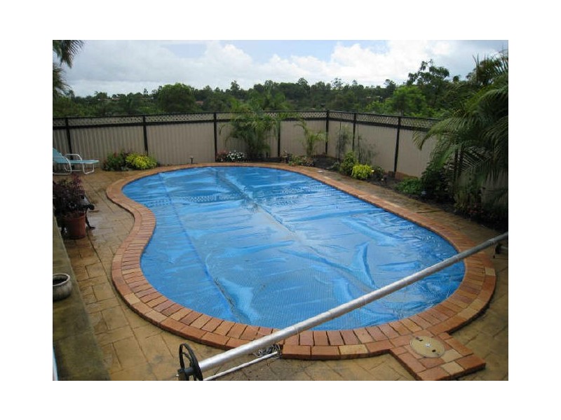 8 Aurora Crescent, Worongary QLD 4213