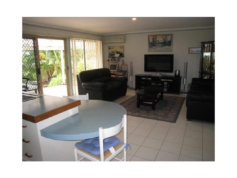 8 Aurora Crescent, Worongary QLD 4213