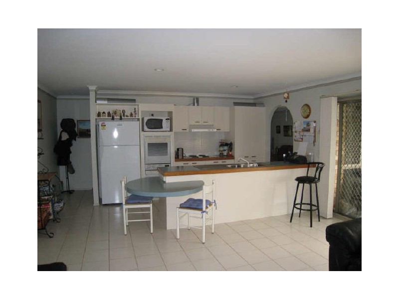 8 Aurora Crescent, Worongary QLD 4213