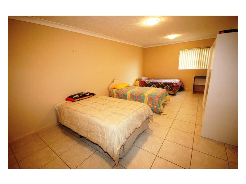 19 Marriott Way, Highland Park QLD 4211