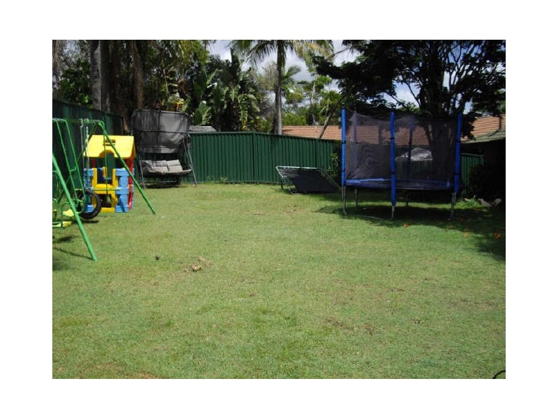 56 Alexander Drive, Highland Park QLD 4211