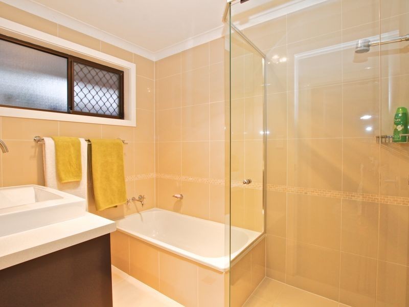 115 Witt Avenue, Carrara QLD 4211