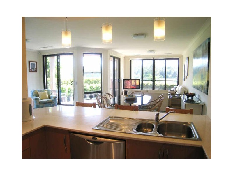 2095/1 The Vistas Drive, Carrara QLD 4211