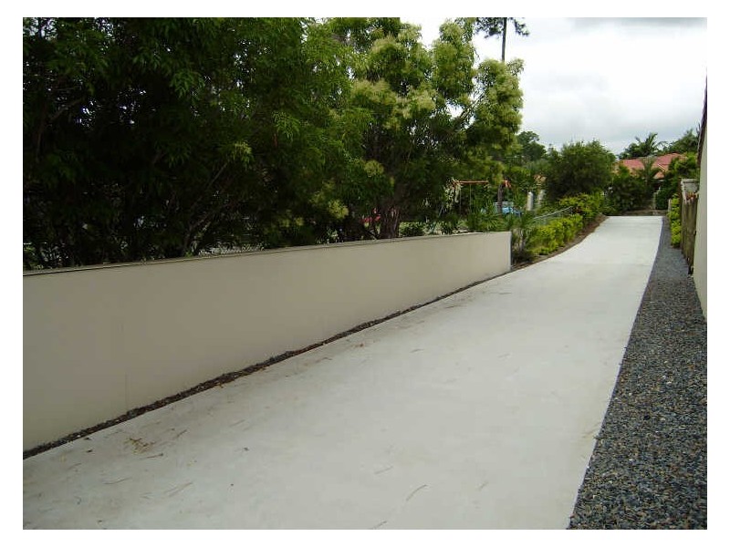5 Capricorn Drive, Pacific Pines QLD 4211