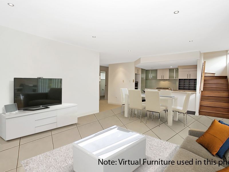 16/1 Boulton Drive, Nerang QLD 4211