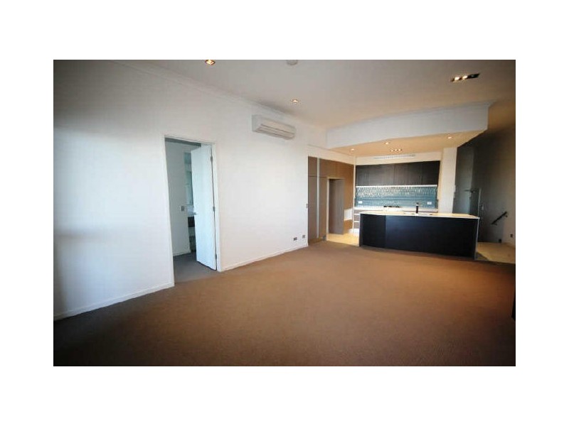 38/3030 The Boulevard “Emerald Lakes”, Carrara QLD 4211