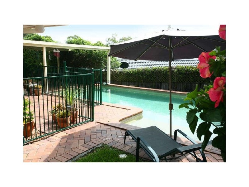 12 Woolmere Street, Carrara QLD 4211