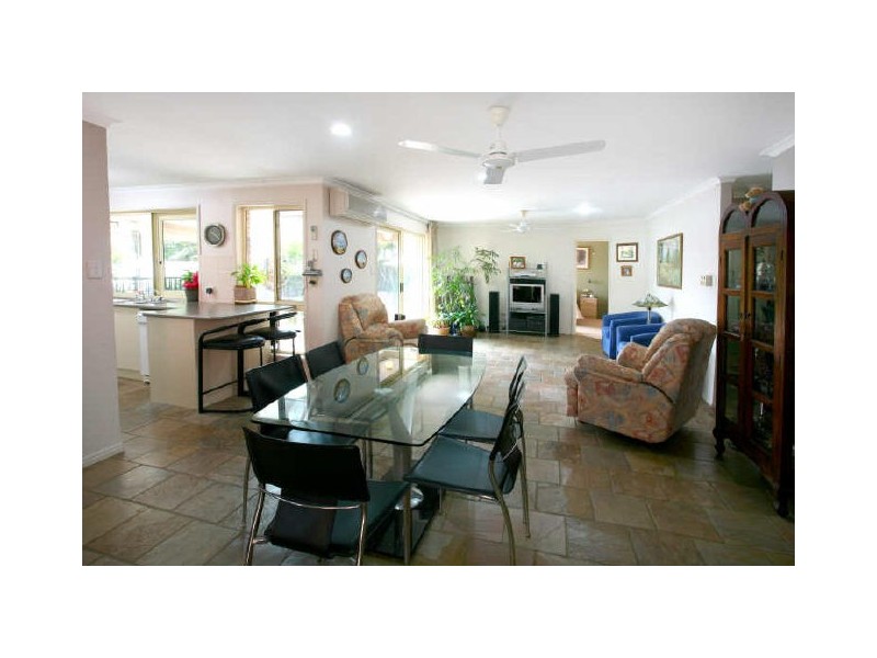 12 Woolmere Street, Carrara QLD 4211