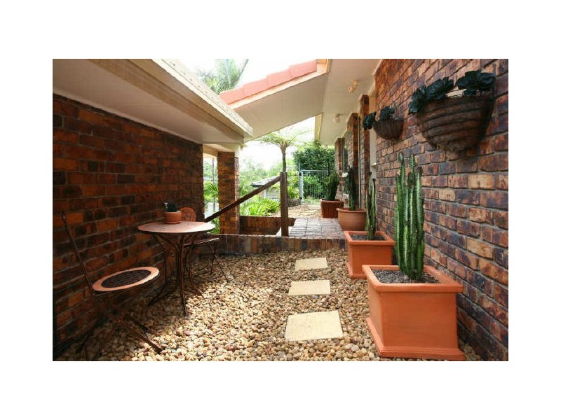 12 Woolmere Street, Carrara QLD 4211