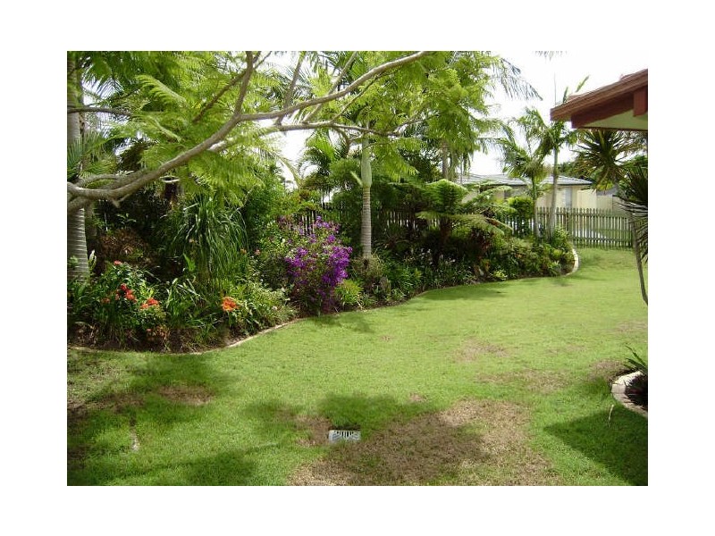 1 Haddon Court, Carrara QLD 4211
