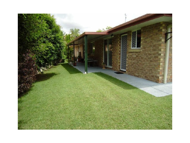 1 Haddon Court, Carrara QLD 4211