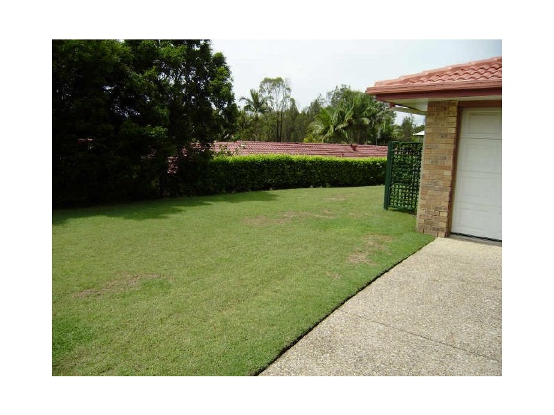 1 Haddon Court, Carrara QLD 4211