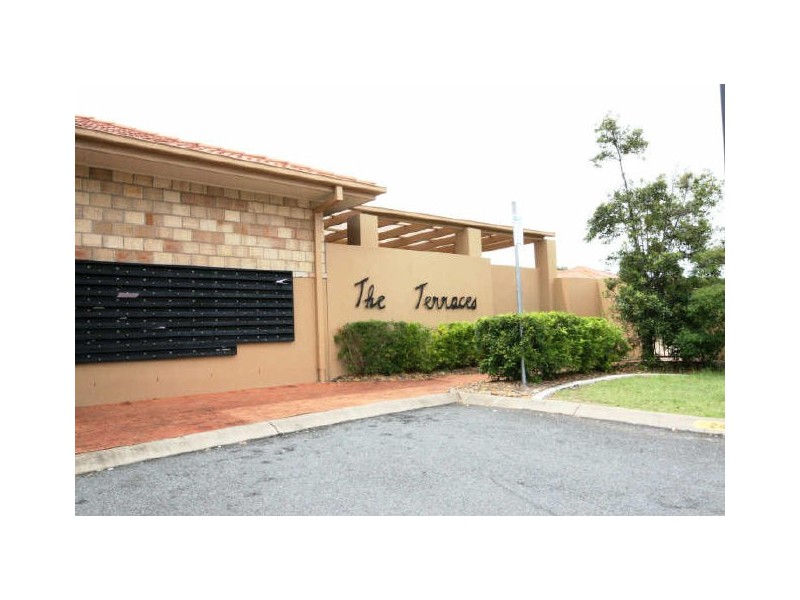 22/24 Amsonia Court, Arundel QLD 4214