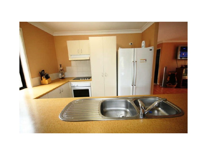 22/24 Amsonia Court, Arundel QLD 4214