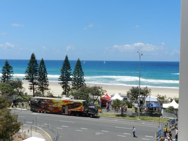 42/2 Ocean Avenue, Surfers Paradise QLD 4217