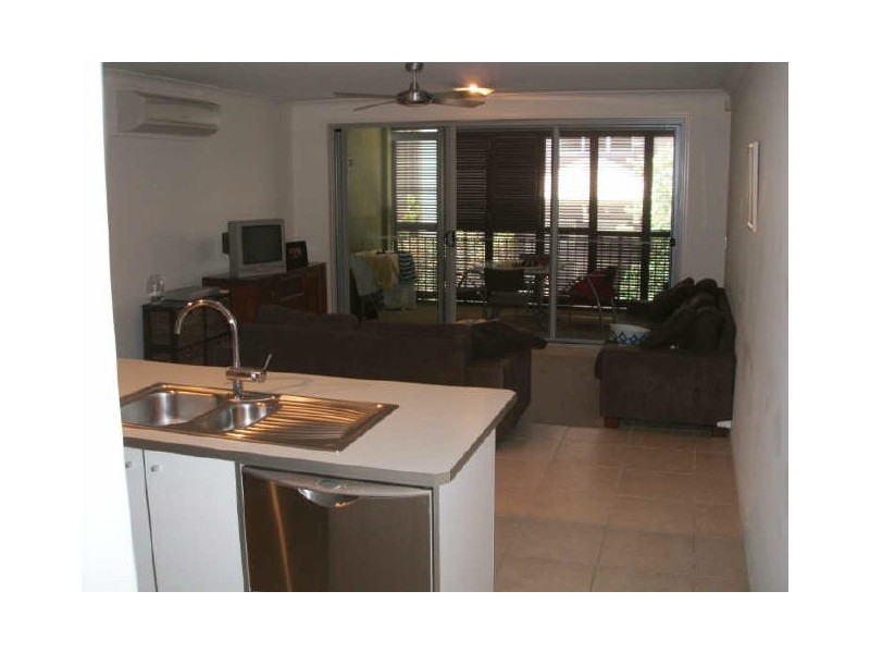 6/3208 Central Place, Carrara QLD 4211