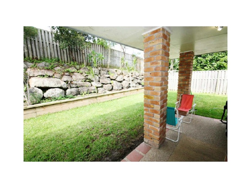 8 Swansdale Close, Nerang QLD 4211