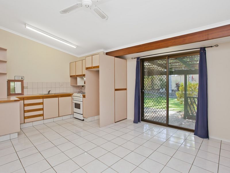 7 Farro Court, Carrara QLD 4211