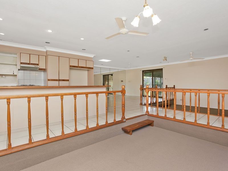 7 Farro Court, Carrara QLD 4211