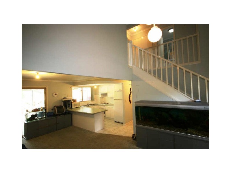 2/1A Alison Road, Carrara QLD 4211