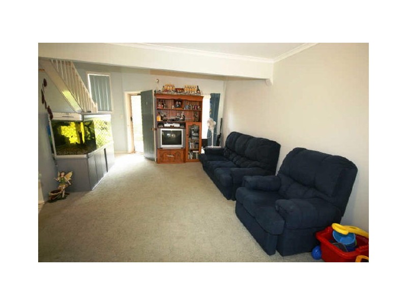 2/1A Alison Road, Carrara QLD 4211