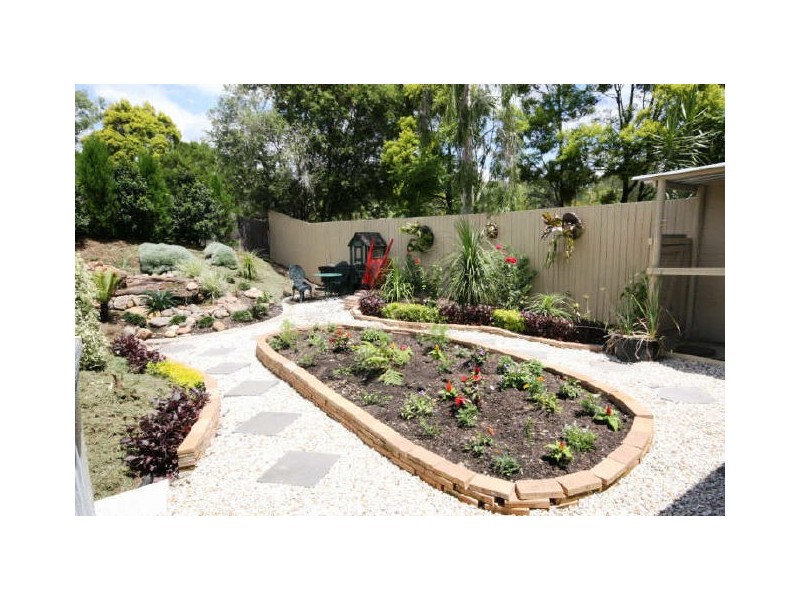 2/1A Alison Road, Carrara QLD 4211