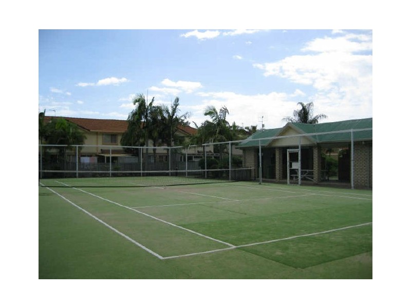 173/31 Usher Avenue, Labrador QLD 4215